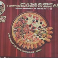 Foto diambil di Pizza Hut oleh André R. pada 1/20/2012