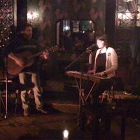 4/10/2011にTalia Z.がCayenne Loungeで撮った写真