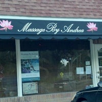รูปภาพถ่ายที่ Massage by Andrea โดย Craig H. เมื่อ 12/13/2011