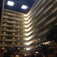 4/12/2012 tarihinde SQLRockstarziyaretçi tarafından Albuquerque Marriott Pyramid North'de çekilen fotoğraf