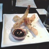 Foto tomada en The Fish Sushi and Asian Grill  por Donald P. el 1/14/2012