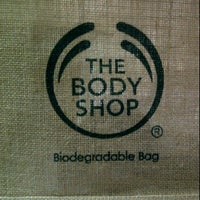 Photo taken at The Body Shop by Nipaporn P. on 10/18/2011
