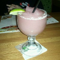 Photo taken at Applebee&amp;#39;s Grill + Bar by 🚼Myers on 10/12/2011