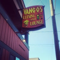Снимок сделан в Vango&#39;s Pizza &amp; Cocktail Lounge пользователем Aaron J. 8/28/2012