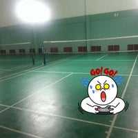 Photo taken at BS Badminton RAMA 2 by Tanach B. on 9/12/2012