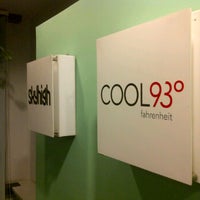 Photo taken at COOL 93 fahrenheit On Air Studio by ChamP S. on 2/25/2012