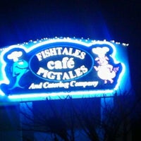1/7/2012 tarihinde @pathviewziyaretçi tarafından Fishtales Pigtails Cafe'de çekilen fotoğraf