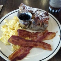 Photo taken at Corner Bakery Cafe by Debbi B. on 3/4/2012