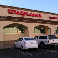 Photo taken at Walgreens by Nadeem B. on 11/8/2011