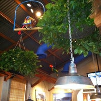 Foto tomada en Islands Restaurant  por Katrina el 8/20/2011
