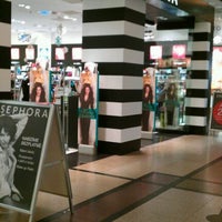 Photo taken at Sephora by Perry G. on 11/20/2011