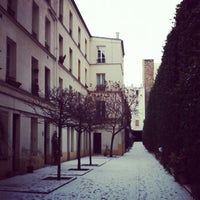 Photo taken at Avenue de Saint-Ouen by Johanne B. on 2/5/2012
