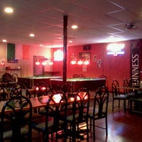 Photo taken at Si Greene&amp;#39;s Pub by Jason C. on 1/14/2012