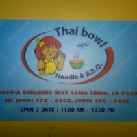 Foto scattata a Thai Bowl Cafe da Sam S. il 3/30/2011