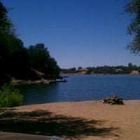 7/1/2012 tarihinde Kristen B.ziyaretçi tarafından Lake Amador Resort'de çekilen fotoğraf