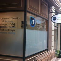 2/8/2012에 Shaun F.님이 Vetta Technologies Ltd에서 찍은 사진