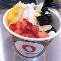 Photo taken at Red Mango by AlexMarie L. on 9/11/2011