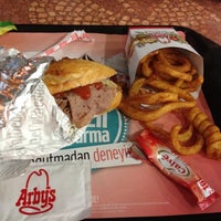 Photo taken at Arby&amp;#39;s by Melda D. on 8/25/2012