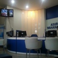 Photo taken at Asuransi Wahana Tata by EXO 3. on 8/1/2012
