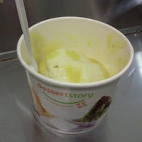 Photo taken at Dessert Story | 甜品物语 by Kiba C. on 6/12/2012