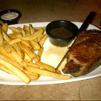 Photo taken at LongHorn Steakhouse by Matt S. on 4/17/2012