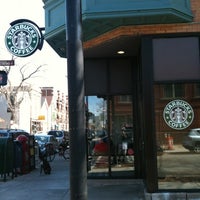 Photo taken at Starbucks by Frankie N. on 3/22/2012