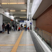 Photo taken at Shenzhen Railway Station by Sanq L. on 8/18/2022