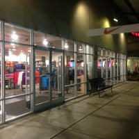 smithfield nike store