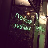 รูปภาพถ่ายที่ Kitchen Budapest โดย gergocsikos เมื่อ 11/25/2012