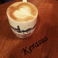 Das Foto wurde bei KERASUS Cafe von KERASUS Cafe am 2/7/2017 aufgenommen
