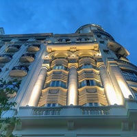 Foto tirada no(a) Melia Plaza Hotel Valencia por Svetlana K. em 7/5/2017