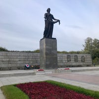 Photo taken at Монумент «Мать-Родина» by Marina A. on 8/4/2019