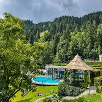 Photo taken at Lenkerhof gourmet spa resort - Relais et Châteaux by Ibrahim on 8/5/2023