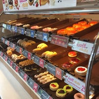Photo taken at Mister Donut by Wnt W. on 1/31/2019