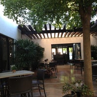 11/6/2012 tarihinde Jhas V.ziyaretçi tarafından El Café 57'de çekilen fotoğraf