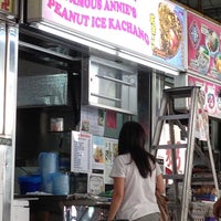 Photo taken at 20 Ghim Moh Road Market &amp;amp; Food Centre by KT L. on 5/3/2013