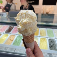 Foto diambil di Timboon Ice Creamery oleh KT L. pada 2/26/2023