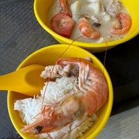 Photo taken at Yan Ji Seafood Soup by KT L. on 4/19/2024