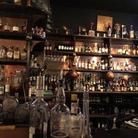 Foto scattata a CU29 Cocktail Bar da Jeff H. il 3/24/2018
