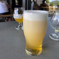 Photo taken at 10 Barrel Brewing Company by Jeff H. on 7/3/2022