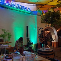 Foto diambil di En Fuego Cantina &amp;amp; Grill oleh Jim G. pada 5/26/2022