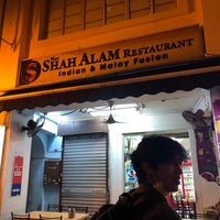 Photo taken at New Shah Alam Restaurant by drmarrten on 9/15/2020