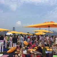 Photo taken at Veuve Clicquot Polo Classic by Katie Z. on 6/5/2016