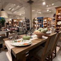 Photo taken at Pottery Barn by Инга М. on 10/10/2023