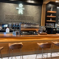 Photo taken at Starbucks by Marissa R. on 5/21/2022