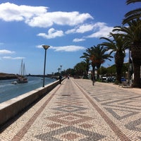 Foto tirada no(a) Marina de Lagos por Airelle S. em 5/31/2013