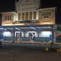 Photo taken at Stasiun Cirebon Kejaksan by Eko S. on 5/23/2023
