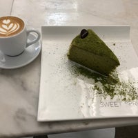 Photo taken at Spruce Cafe &amp;amp; Patisserie by Juan G. on 9/14/2019