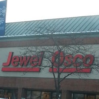 Photo taken at Jewel-Osco by Jr C. on 12/30/2012