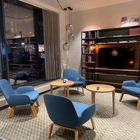 Photo taken at Hotel Indigo Helsinki - Boulevard by Aptraveler on 10/15/2021